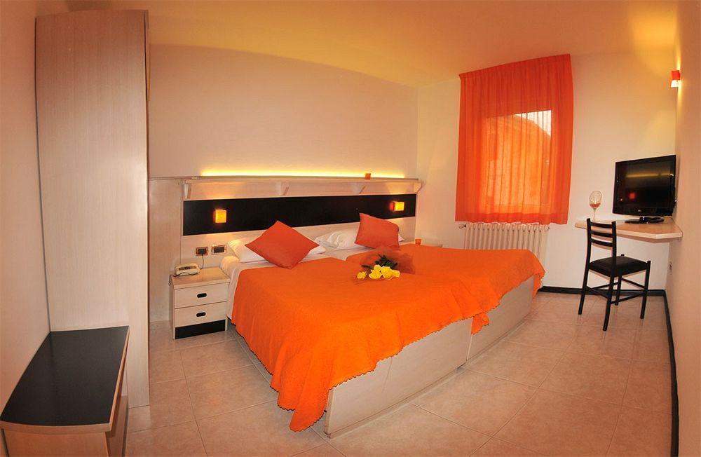 Albergo Alla Torre Кальдонаццо Екстер'єр фото